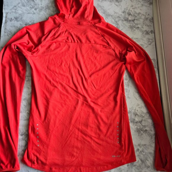 Nike Running Women's Red Dri-Fit  Long Sleeve Hoodie Size S - Picture 2 of 10